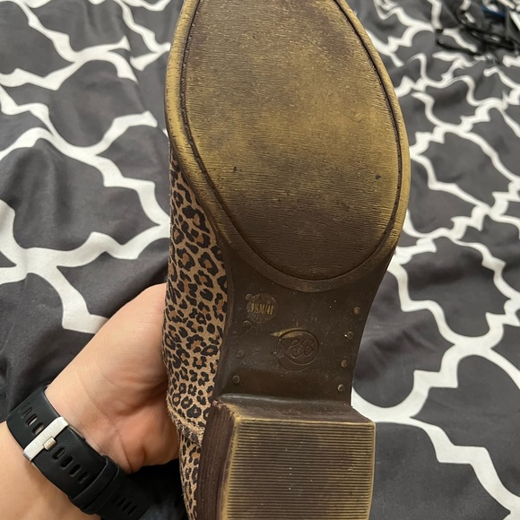 leopard booties - Picture 4 of 5